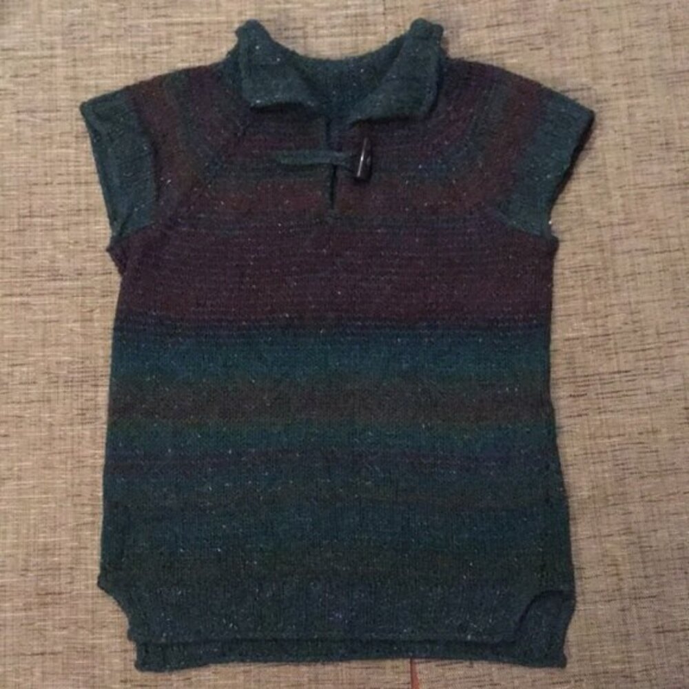 Wool blend sleeveless top vest